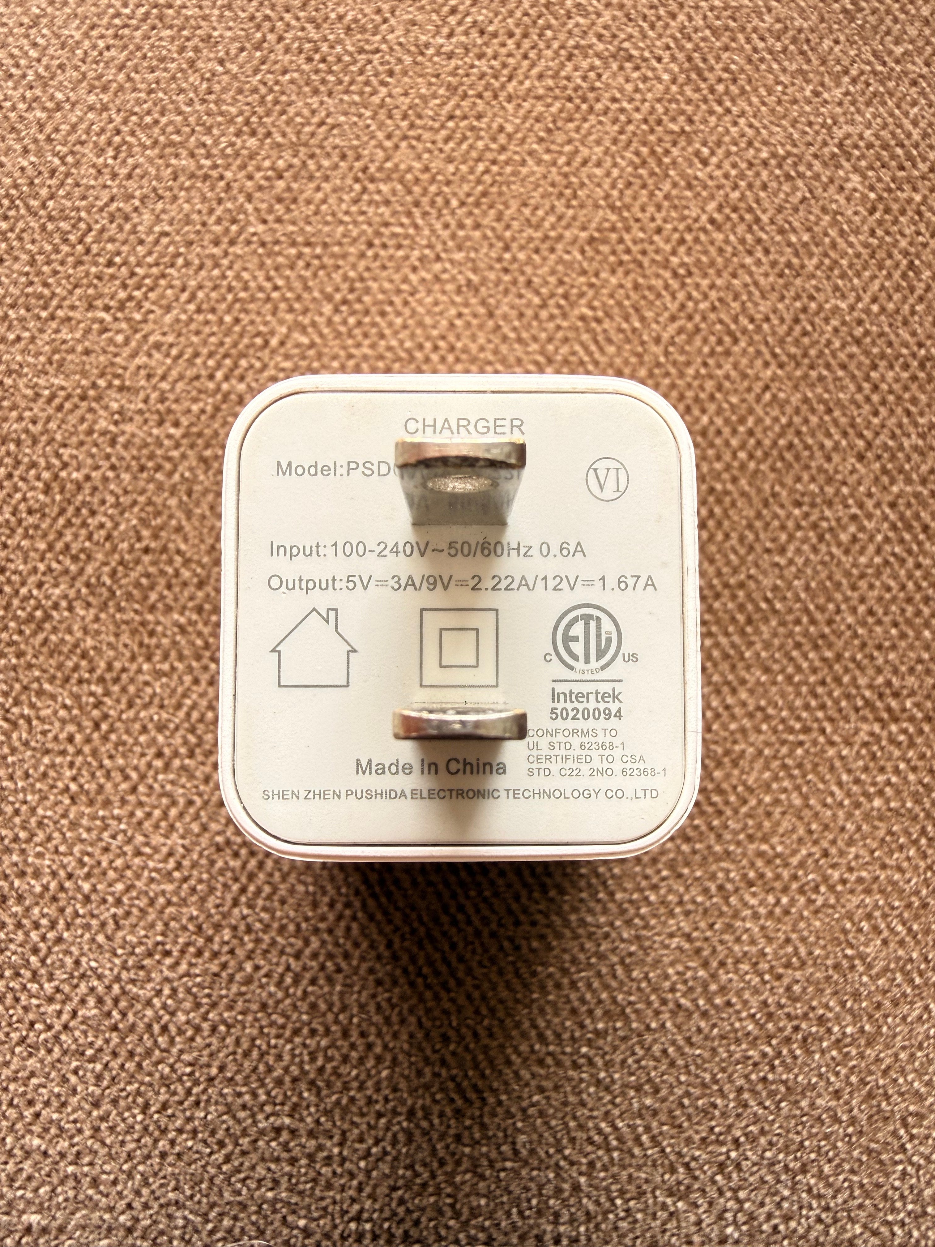 Adaptador de Corriente USB-C VIXATECH 20W – Certificado