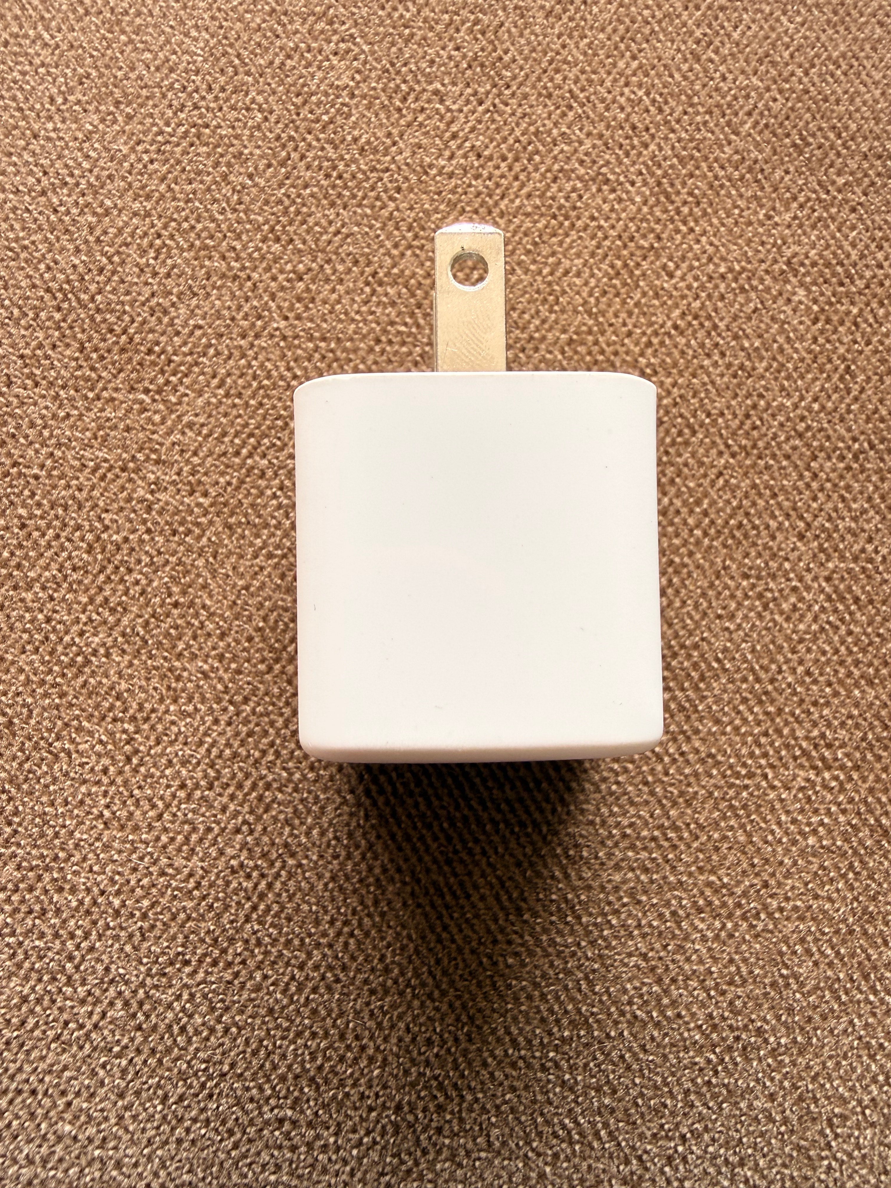 Adaptador de Corriente USB-C VIXATECH 20W – Certificado